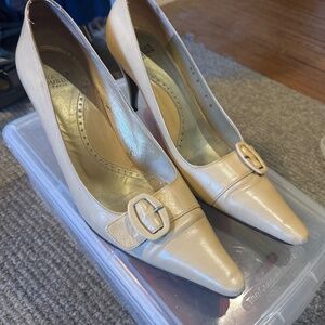 Classic leather pumps by Charles Jourdan, Paris